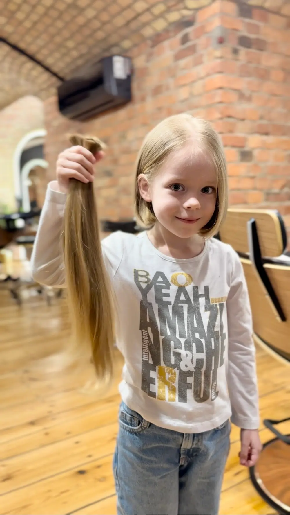 skup naturalnych włosów Toruń – korzystne ceny, profesjonalna wycena pasm